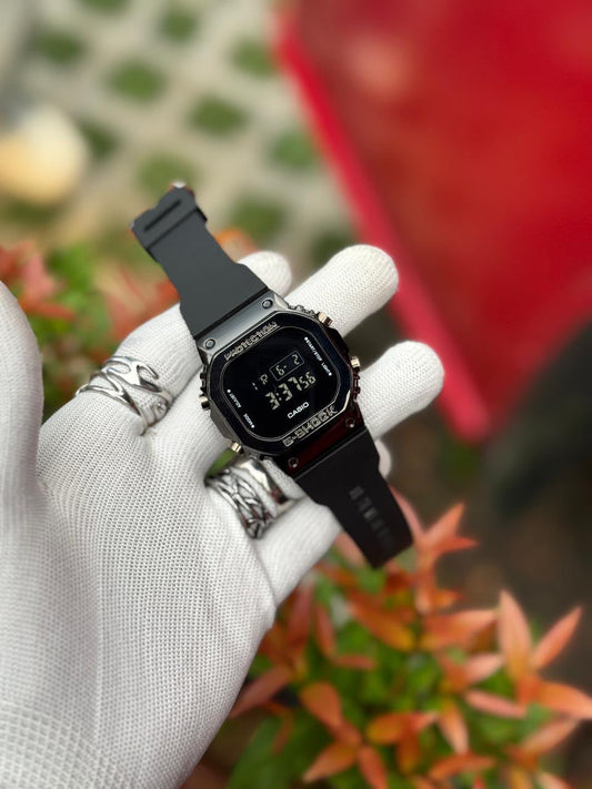 PREMIUM METAL CASE WATCH